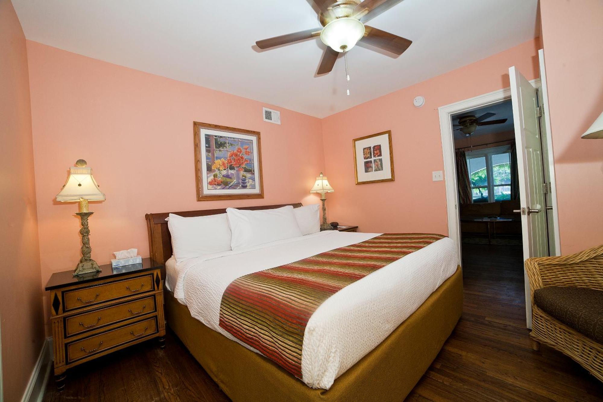 Desoto Beach Gardens タイビーアイランド エクステリア 写真