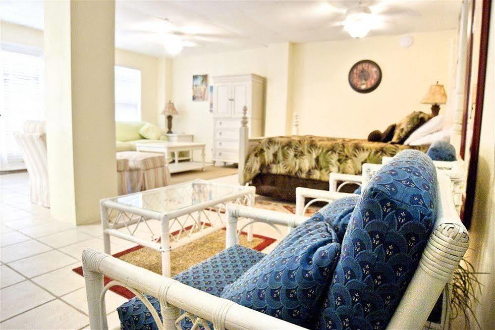 Desoto Beach Gardens タイビーアイランド エクステリア 写真